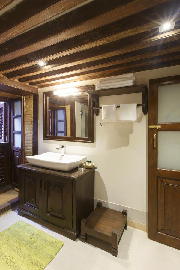 Hotel Patan House กาฐมาณฑุ ภายนอก รูปภาพ